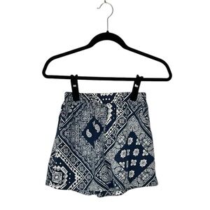 SHEIN Women’s Blue & White Paisley Print Shorts Size XS (2)